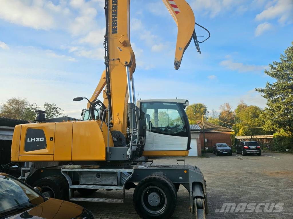 Liebherr LH 30 M Bagri za prekladanje primarnih/sekundarnih surovin