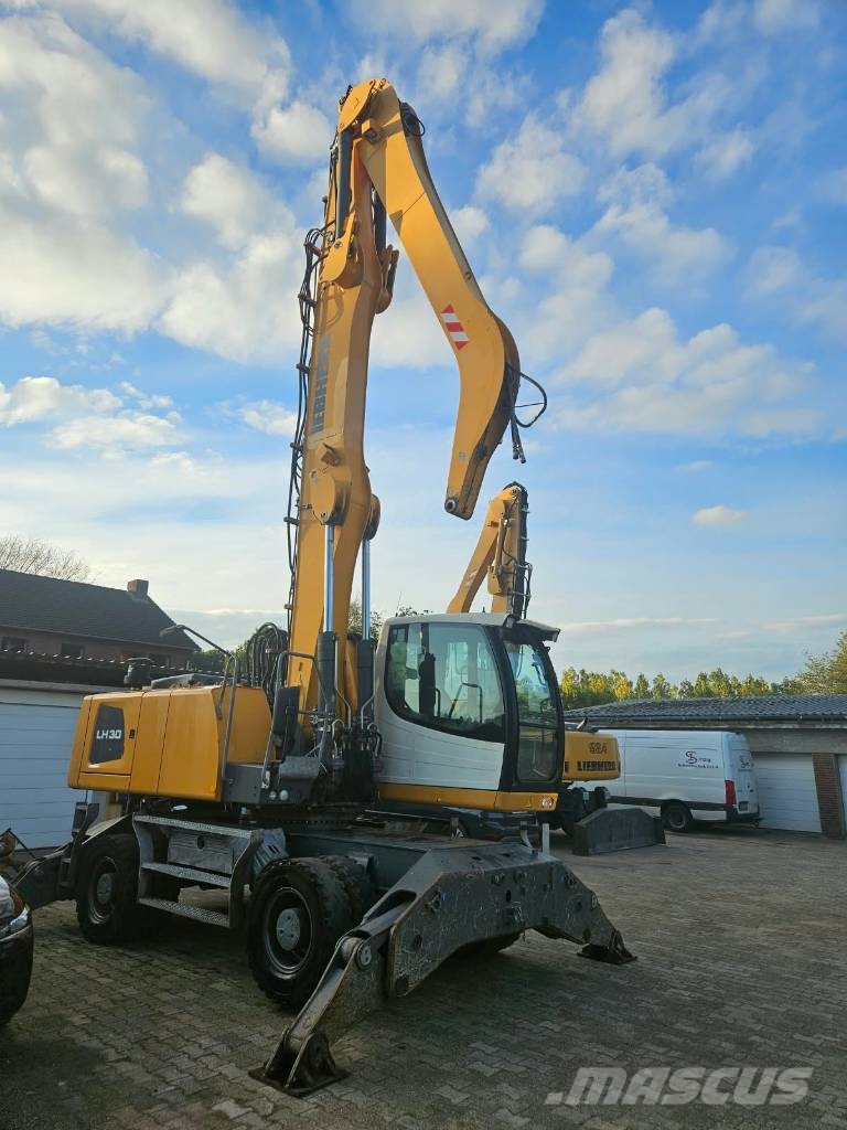 Liebherr LH 30 M Bagri za prekladanje primarnih/sekundarnih surovin