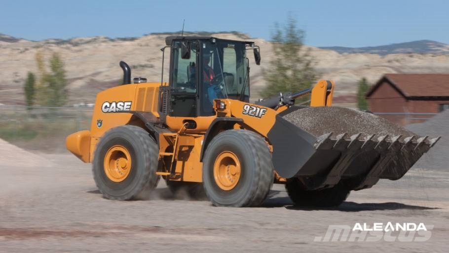 CASE 921 F Cargadoras sobre ruedas
