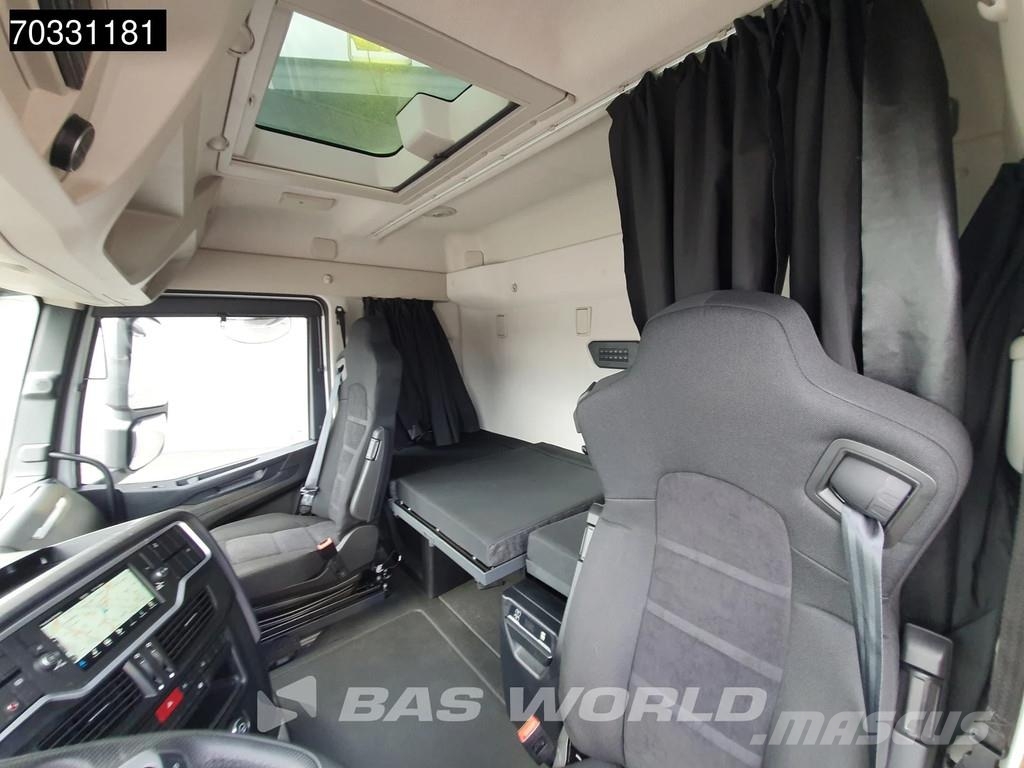 Iveco X-Way 530 6X2 NEW! Hiab FTR18 skiploader Automatic Portaalsysteem vrachtwagens
