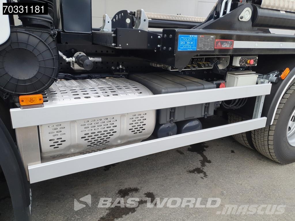 Iveco X-Way 530 6X2 NEW! Hiab FTR18 skiploader Automatic Komunalni kamioni