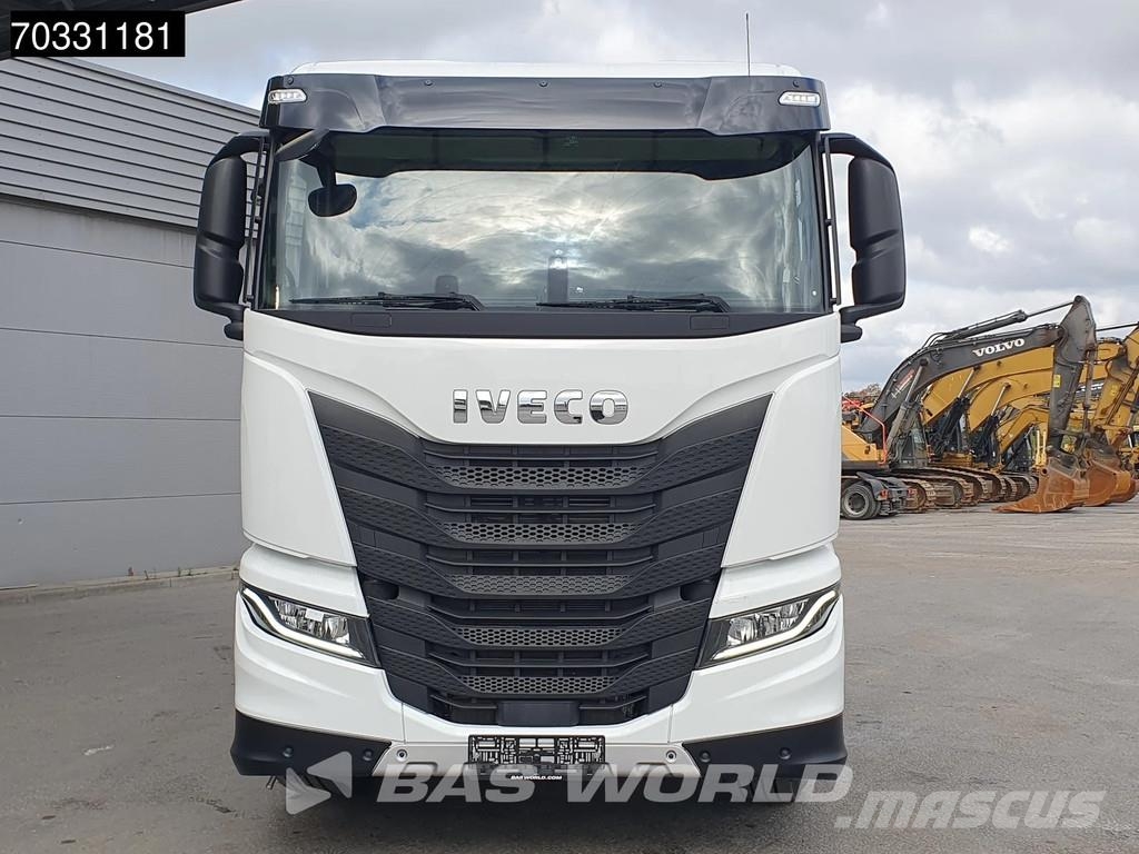 Iveco X-Way 530 6X2 NEW! Hiab FTR18 skiploader Automatic Portaalsysteem vrachtwagens