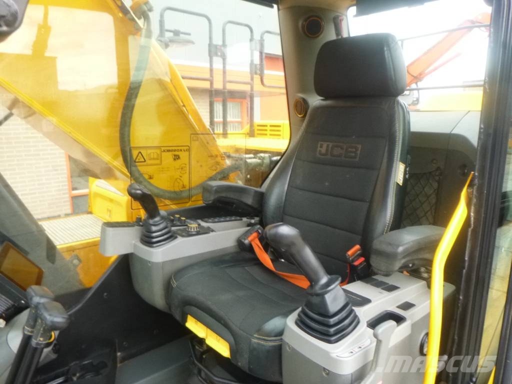 JCB JS220XLC 4F Rupsgraafmachines