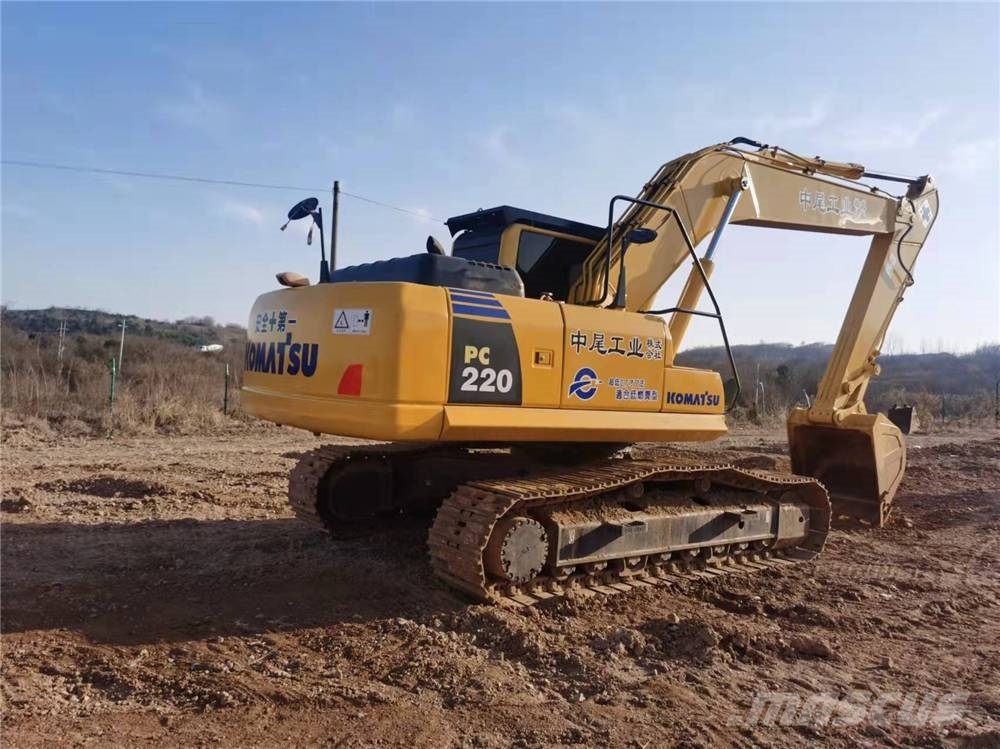 Komatsu PC 220-8 Εκσκαφείς με ερπύστριες