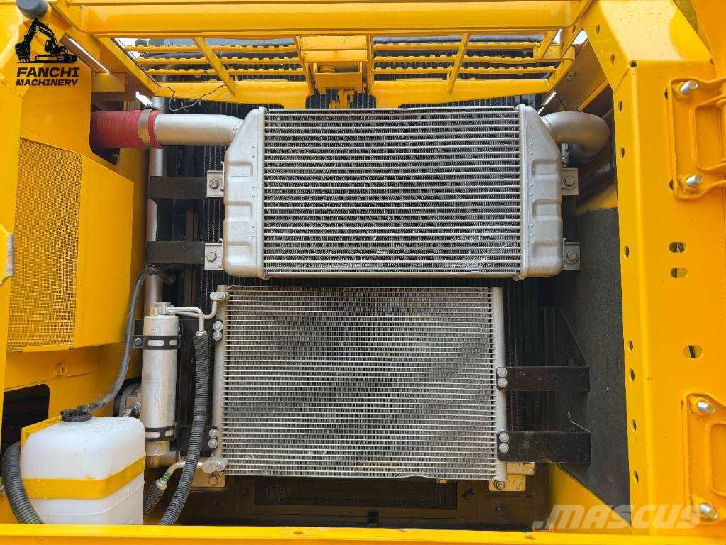 Komatsu PC 200 Pásové rýpadlá