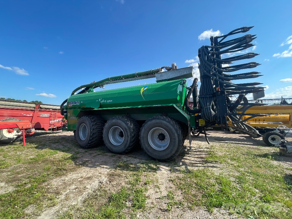 Agronic HXA 20 kubik, släpsko/kniv ramp 12 Cisterne za djubrivo