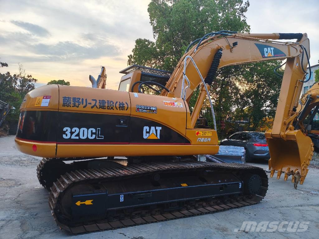 CAT 320 C L Гусеничні екскаватори