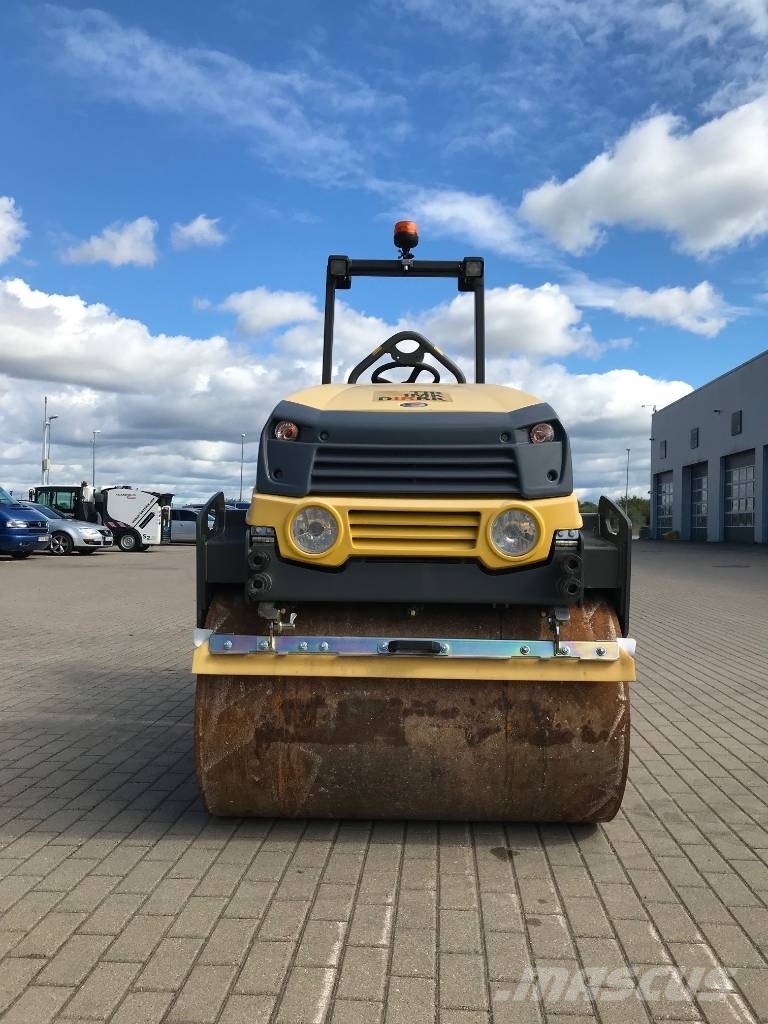 Wacker Neuson RD27 Tandemové válce