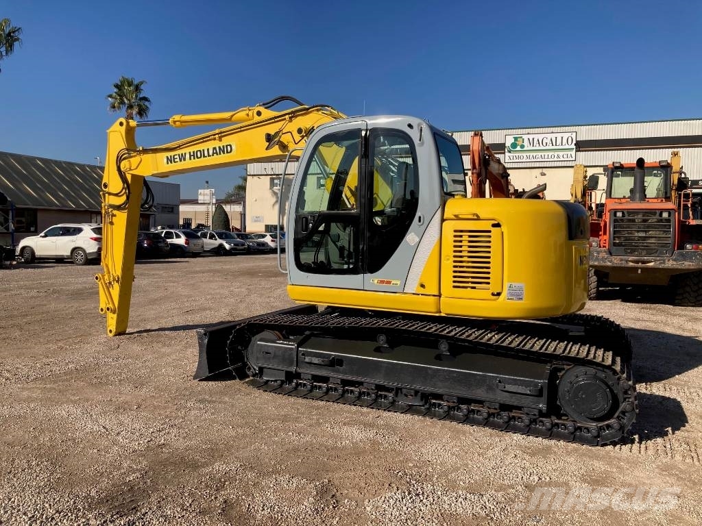 New Holland E 135 SR 中型挖掘机