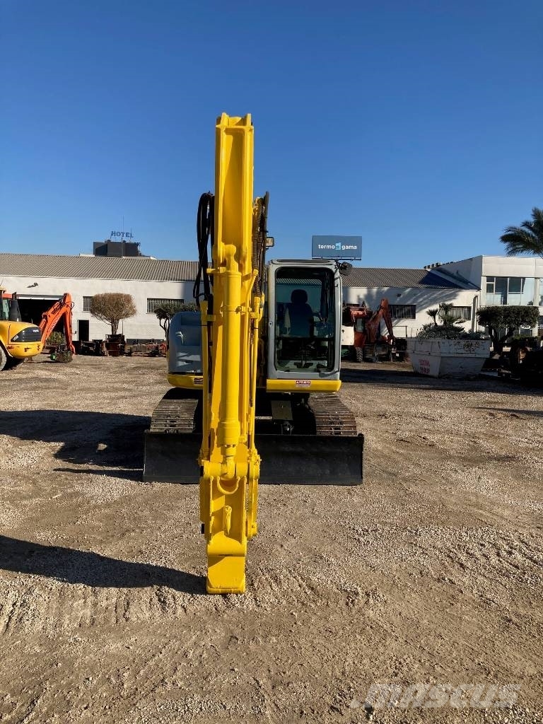 New Holland E 135 SR 中型挖掘机