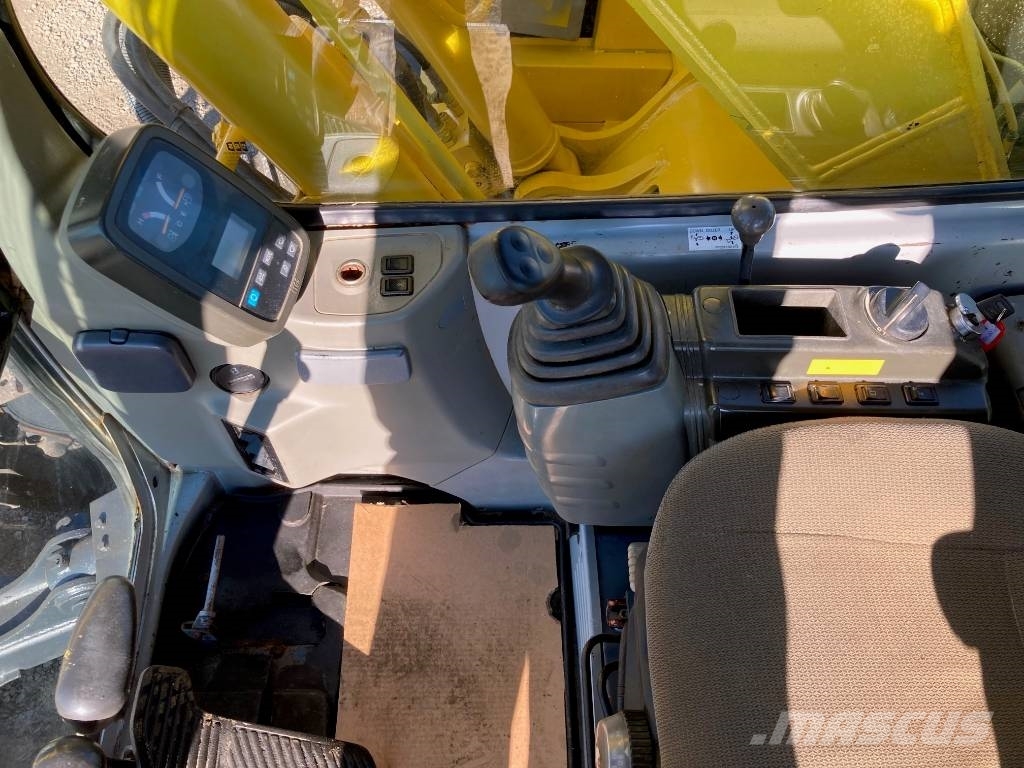 New Holland E 135 SR 中型挖掘机