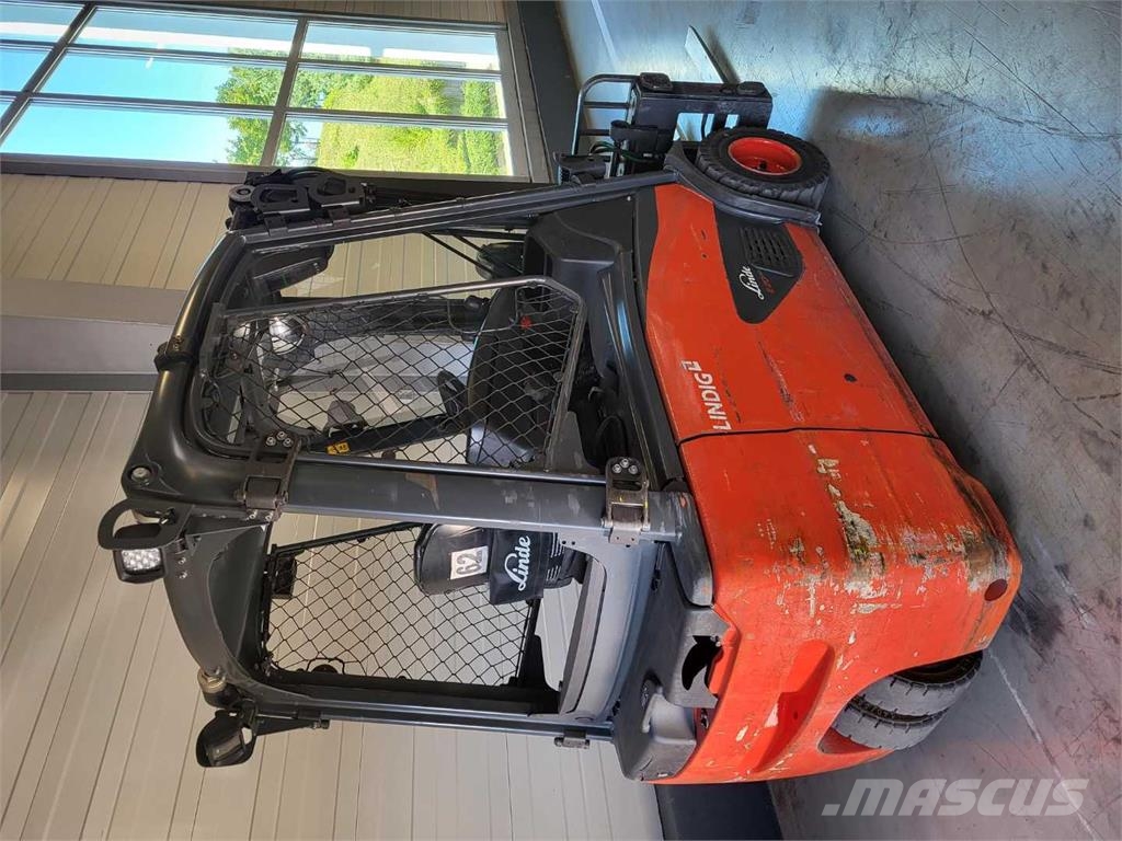 Linde E20L 电动叉车