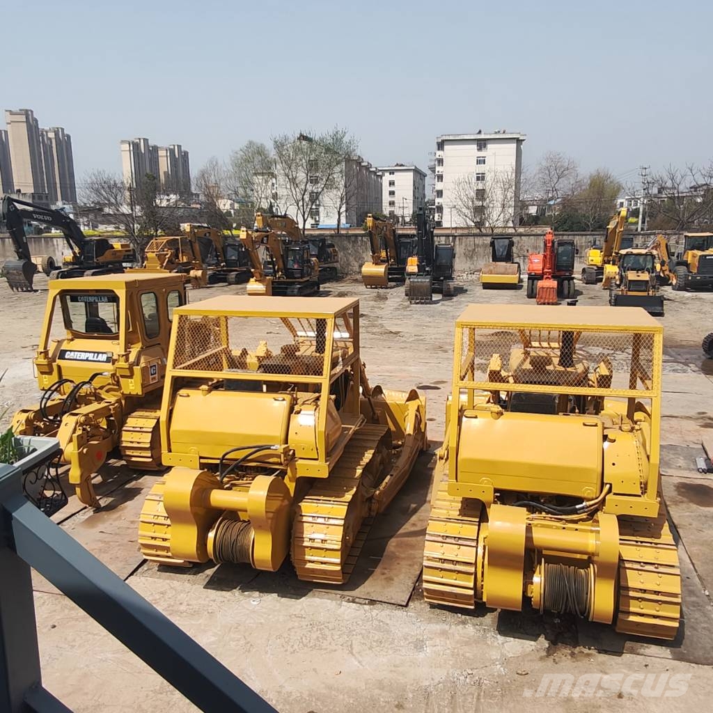 CAT D 7 G Graders