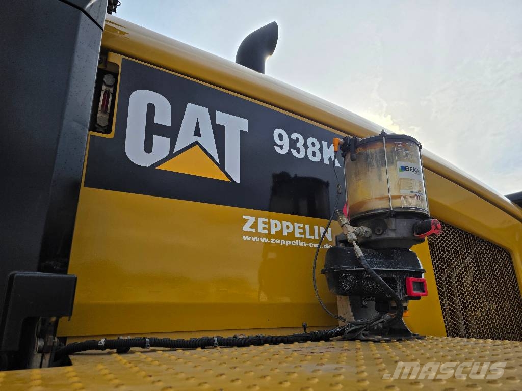 CAT 938 K, 2013 ROK, ŁYŻKA + WIDŁY Cargadoras sobre ruedas