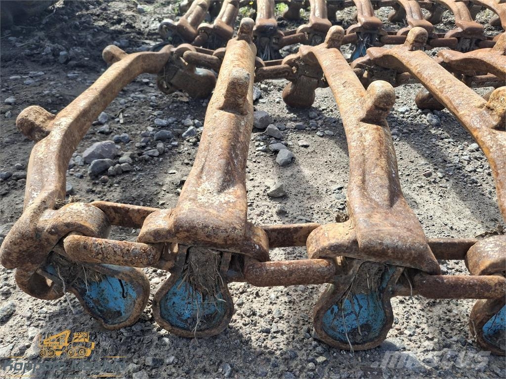 Olofsfors Evo standard max 710/45x26,5 Used/Beg المسارات والسلاسل والهيكل السفلي
