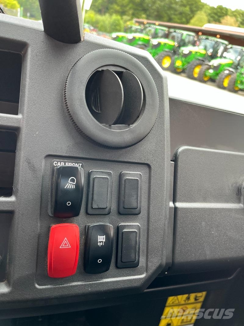 John Deere Gator Jagd XUV865M *Diesel* Visureigiai