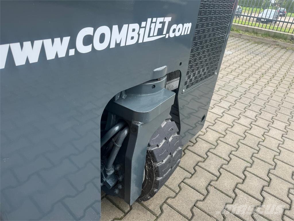 Combilift CB3000 // Diesel // Only 5185 hours Šakiniai krautuvai su privažiavimu iš visų keturių pusių