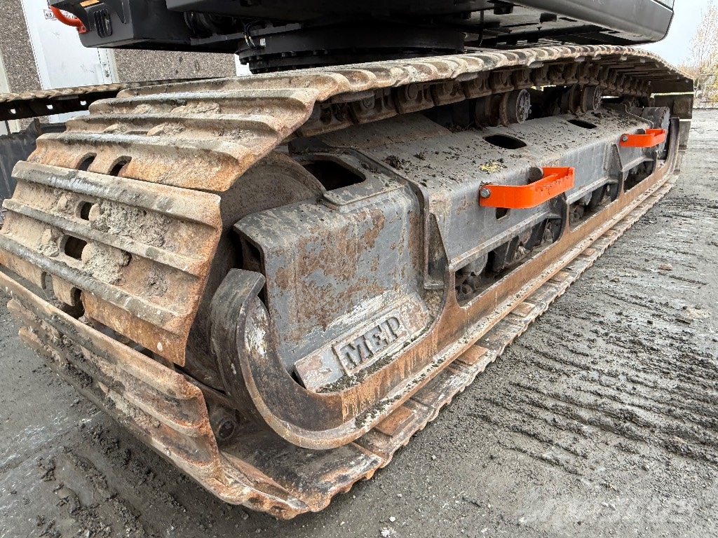 Volvo EC 220 E Lánctalpas kotrók