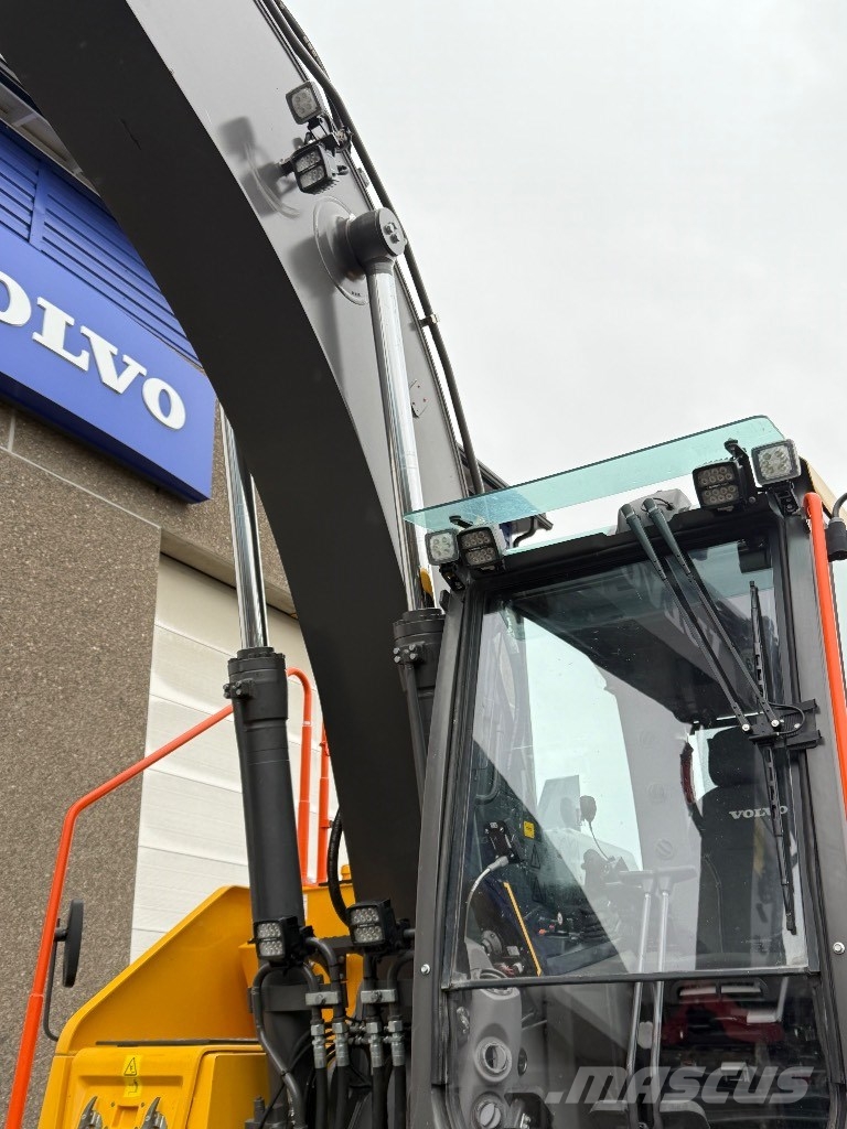 Volvo EC 220 E Lánctalpas kotrók