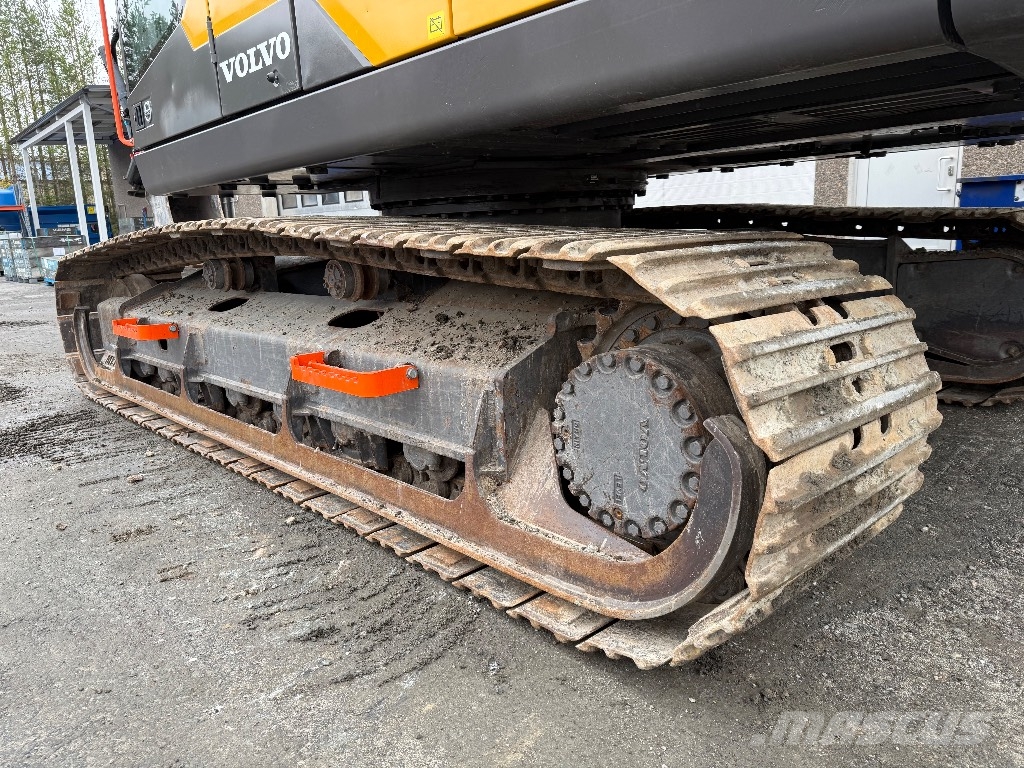 Volvo EC 220 E Lánctalpas kotrók