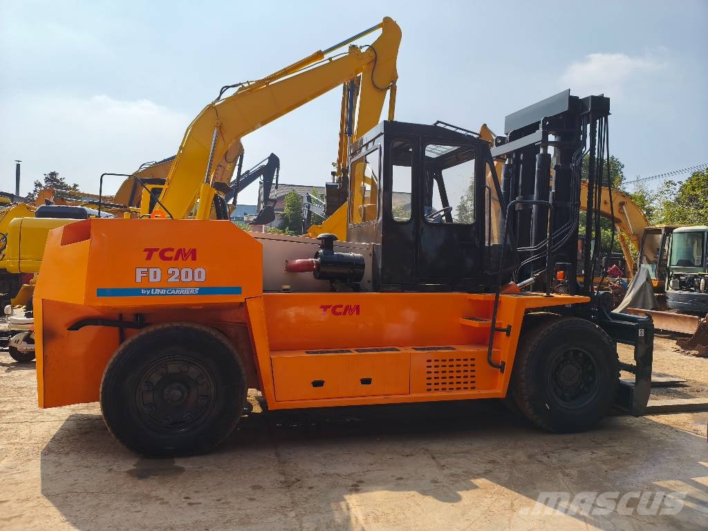 TCM FD 200 Telescopic handlers