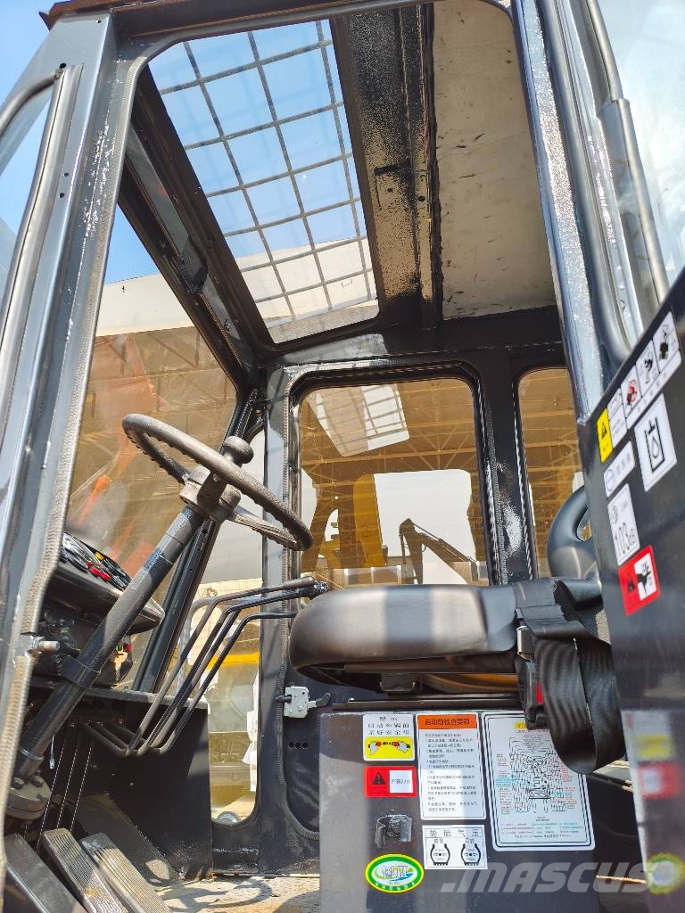 TCM FD 200 Telescopic handlers
