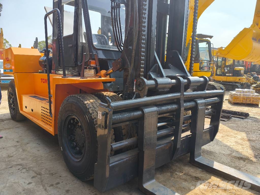 TCM FD 200 Telescopic handlers