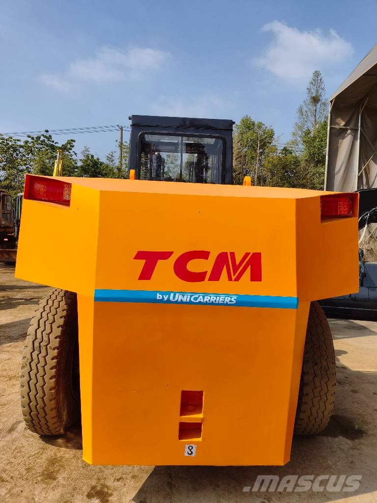 TCM FD 200 Telescopic handlers