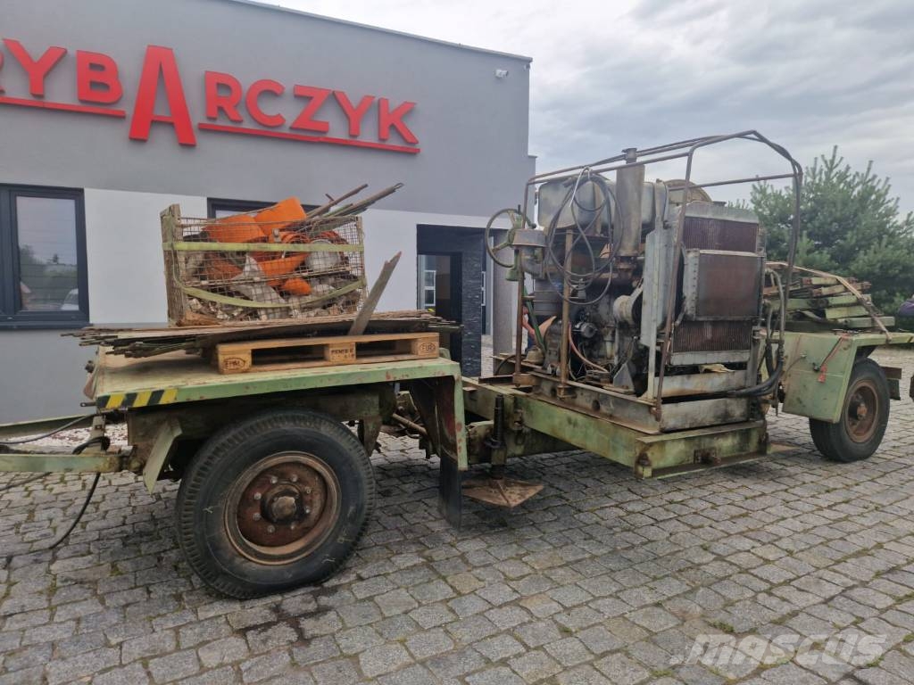 Trak  do drewna Bydgoski DTJA-60 製材機械
