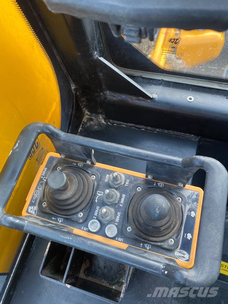 JCB 540-200 Teleskopické manipulátory
