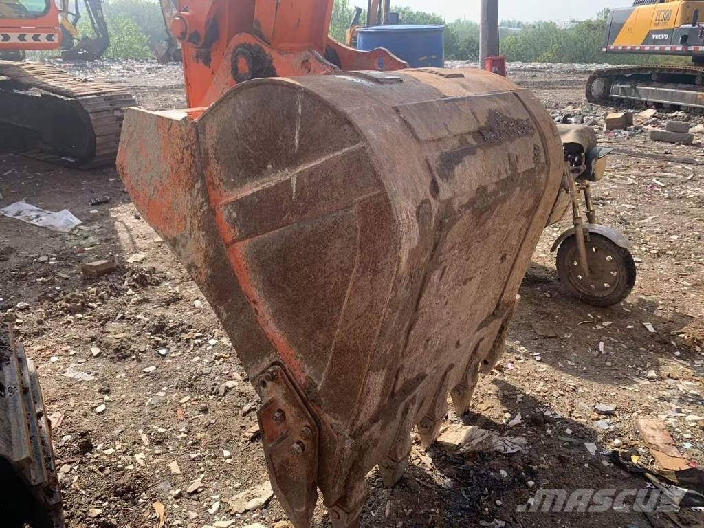 Doosan DH 220 Bageri guseničari
