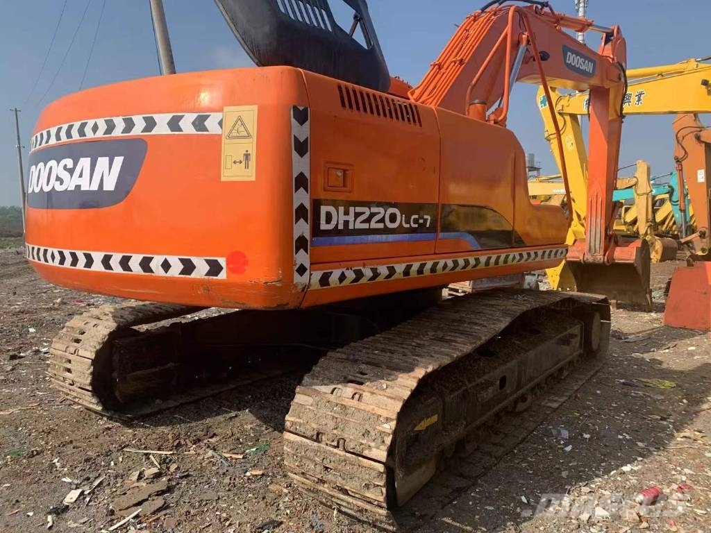 Doosan DH 220 Bageri guseničari