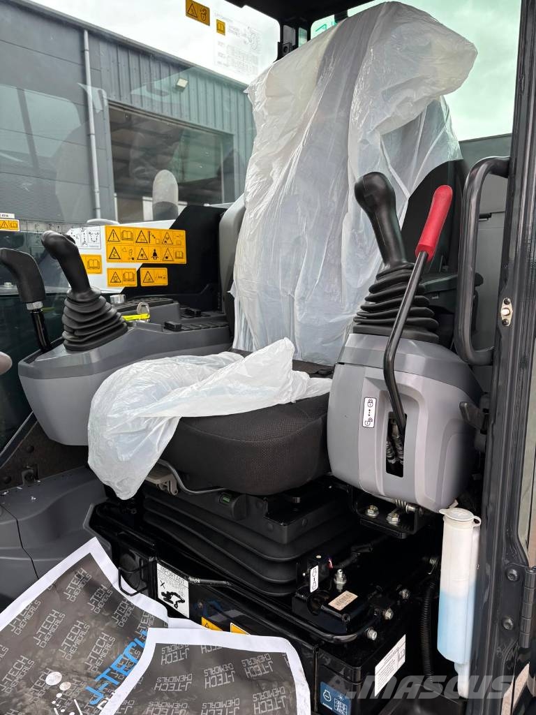Hitachi ZX 95 US USB-7 中型挖掘机