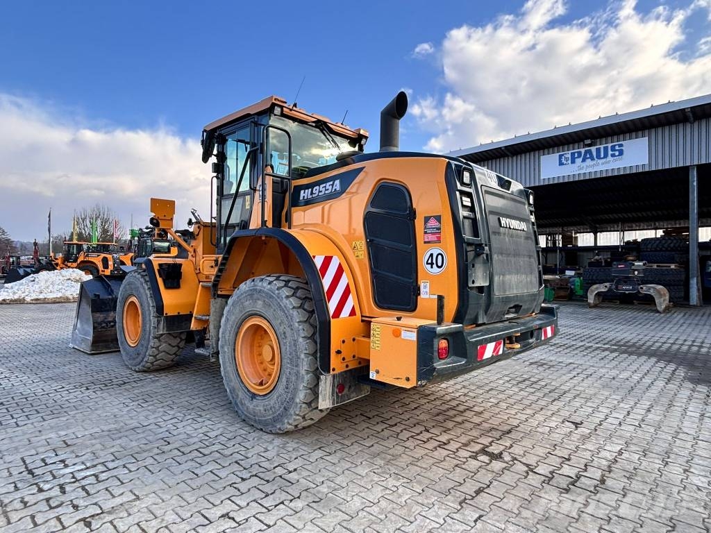 Hyundai HL 955 A لوادر بعجل