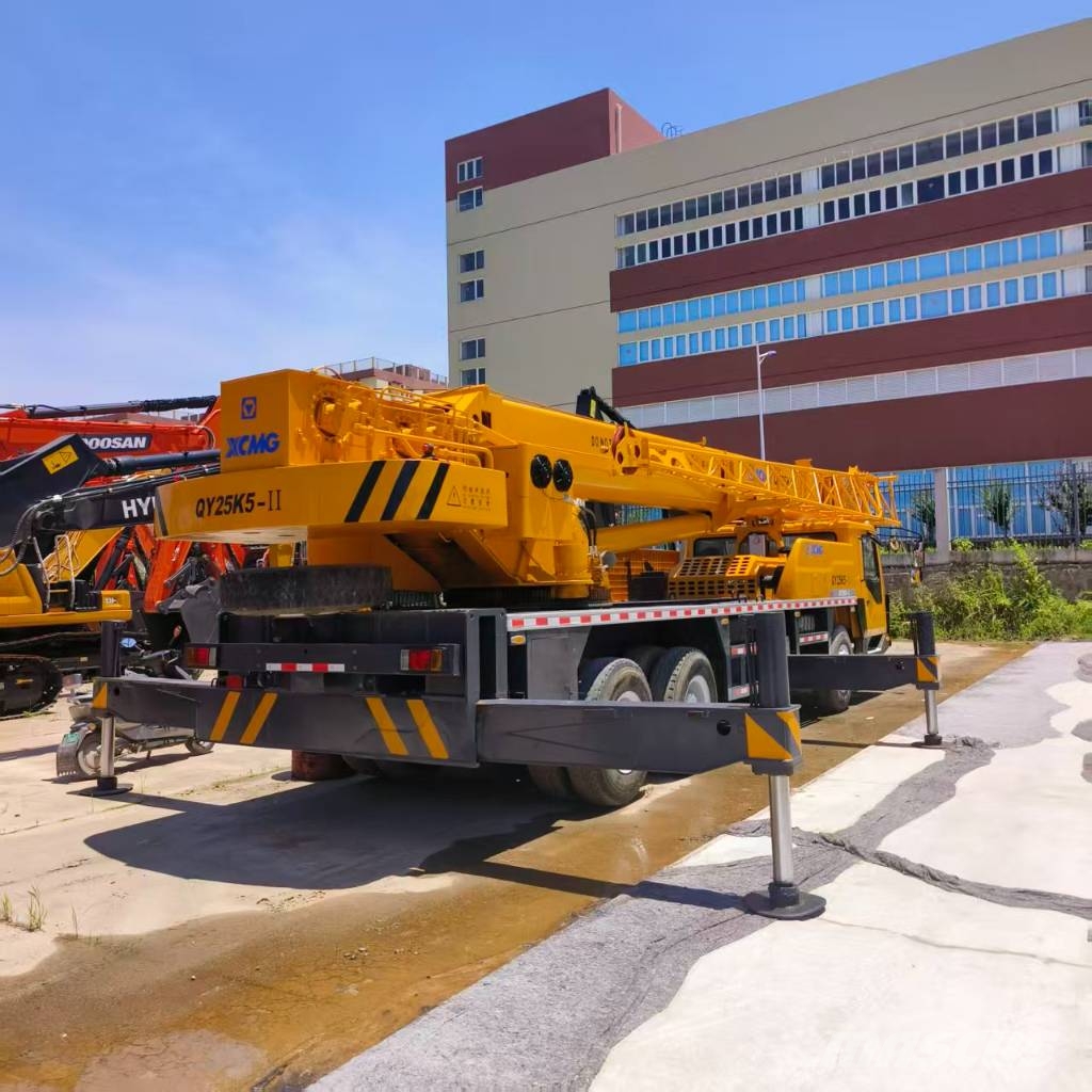 XCMG QY 25 K-5 All terrain cranes
