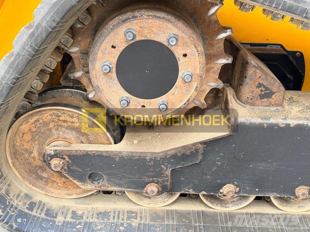 JCB 3TS-8T Teleskid Schrankladers