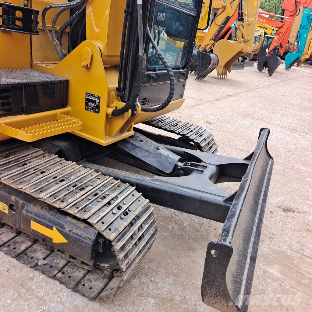 CAT 305.5 E 3000 units excavators in stock Mini excavators < 7t (Mini diggers)