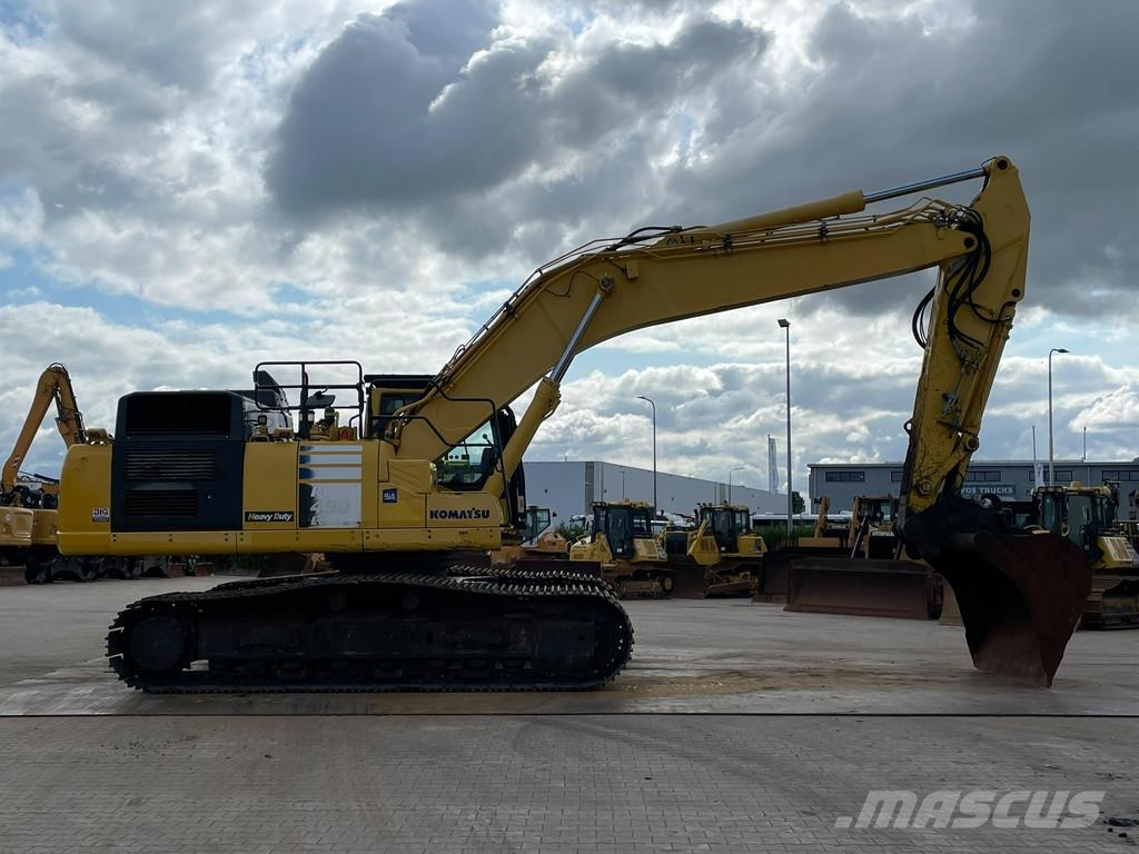 Komatsu PC490LC-11E0 حفارات زحافة