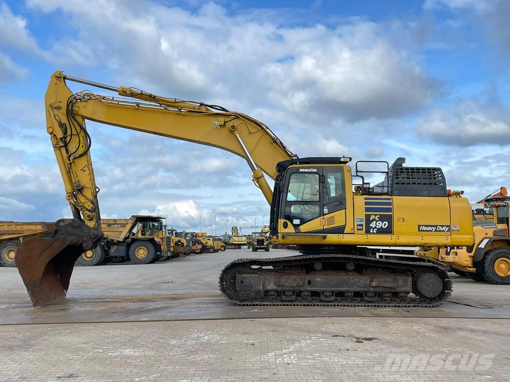 Komatsu PC490LC-11E0 حفارات زحافة