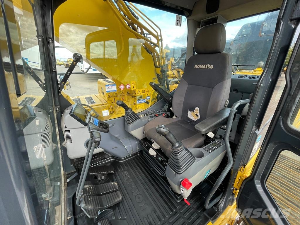 Komatsu PC490LC-11E0 حفارات زحافة