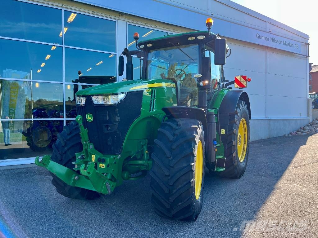 John Deere 7310 R Traktorer