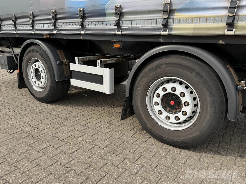 Renders X Steering / Schuifzeil / Ov-Laadklep / Apk! Curtainsider semi-trailers