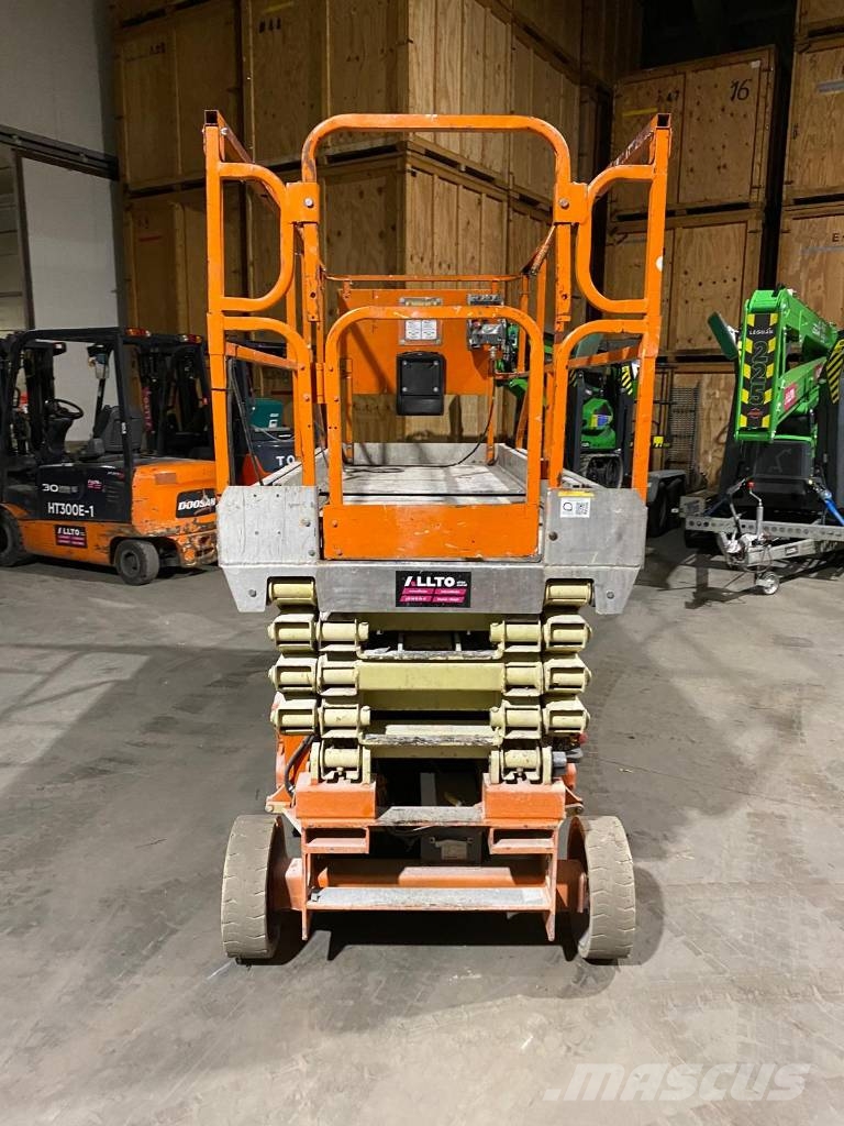 JLG 2646 ES 剪叉式升降机