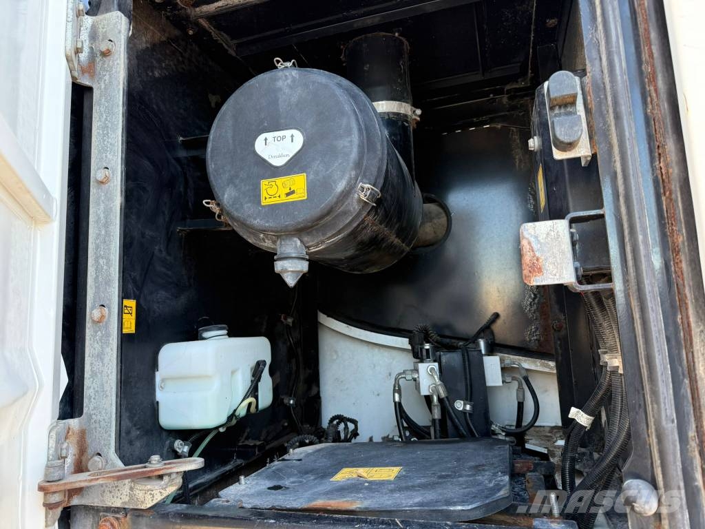 Hidromek HKM300 NLC-4 Εκσκαφείς με ερπύστριες