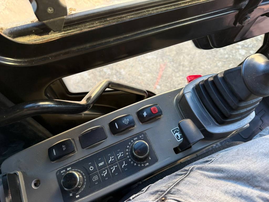 Hidromek HKM300 NLC-4 Εκσκαφείς με ερπύστριες