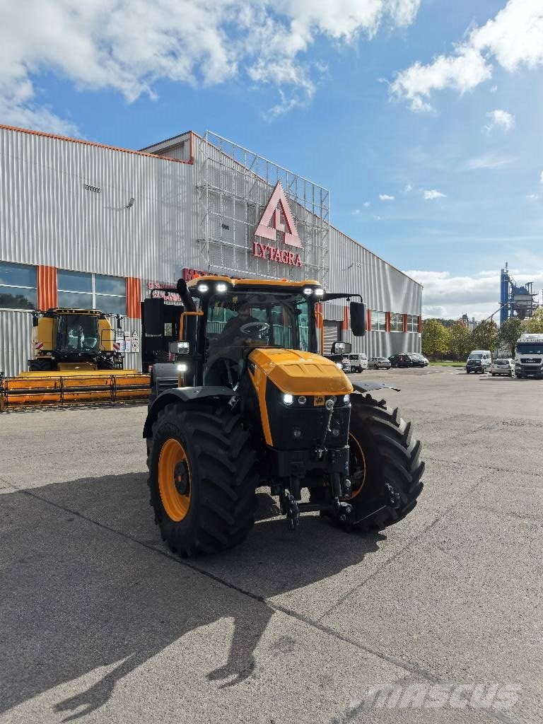 JCB Fastrac 4220 iCON Kmetijski teleskopski nakladalci