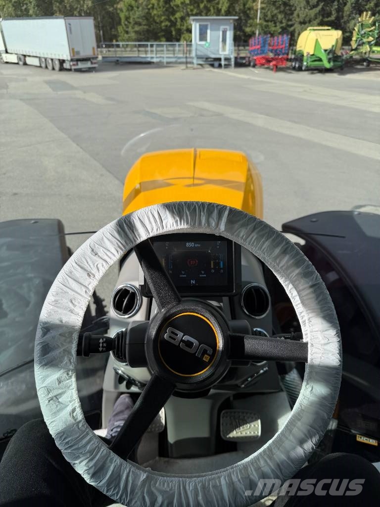 JCB Fastrac 4220 iCON Kmetijski teleskopski nakladalci