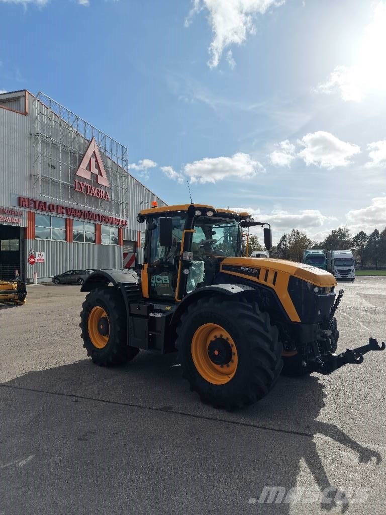 JCB Fastrac 4220 iCON Kmetijski teleskopski nakladalci