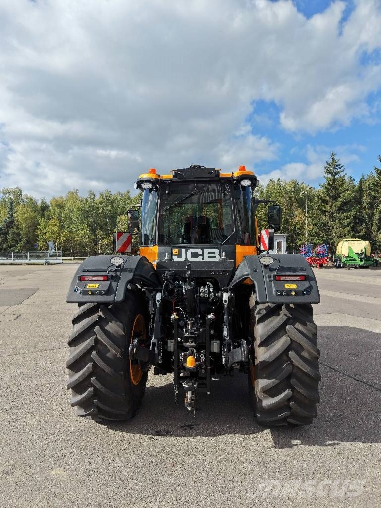 JCB Fastrac 4220 iCON Kmetijski teleskopski nakladalci