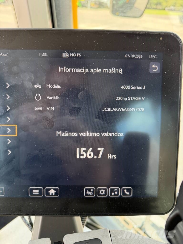 JCB Fastrac 4220 iCON Kmetijski teleskopski nakladalci